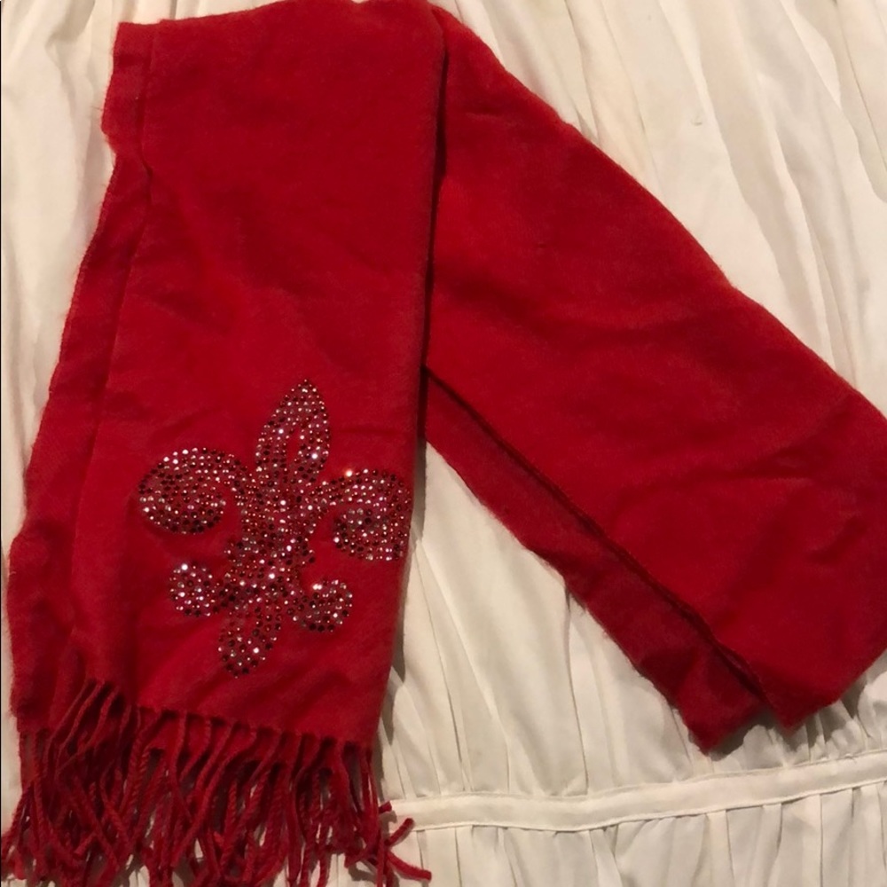 Red holiday scarf